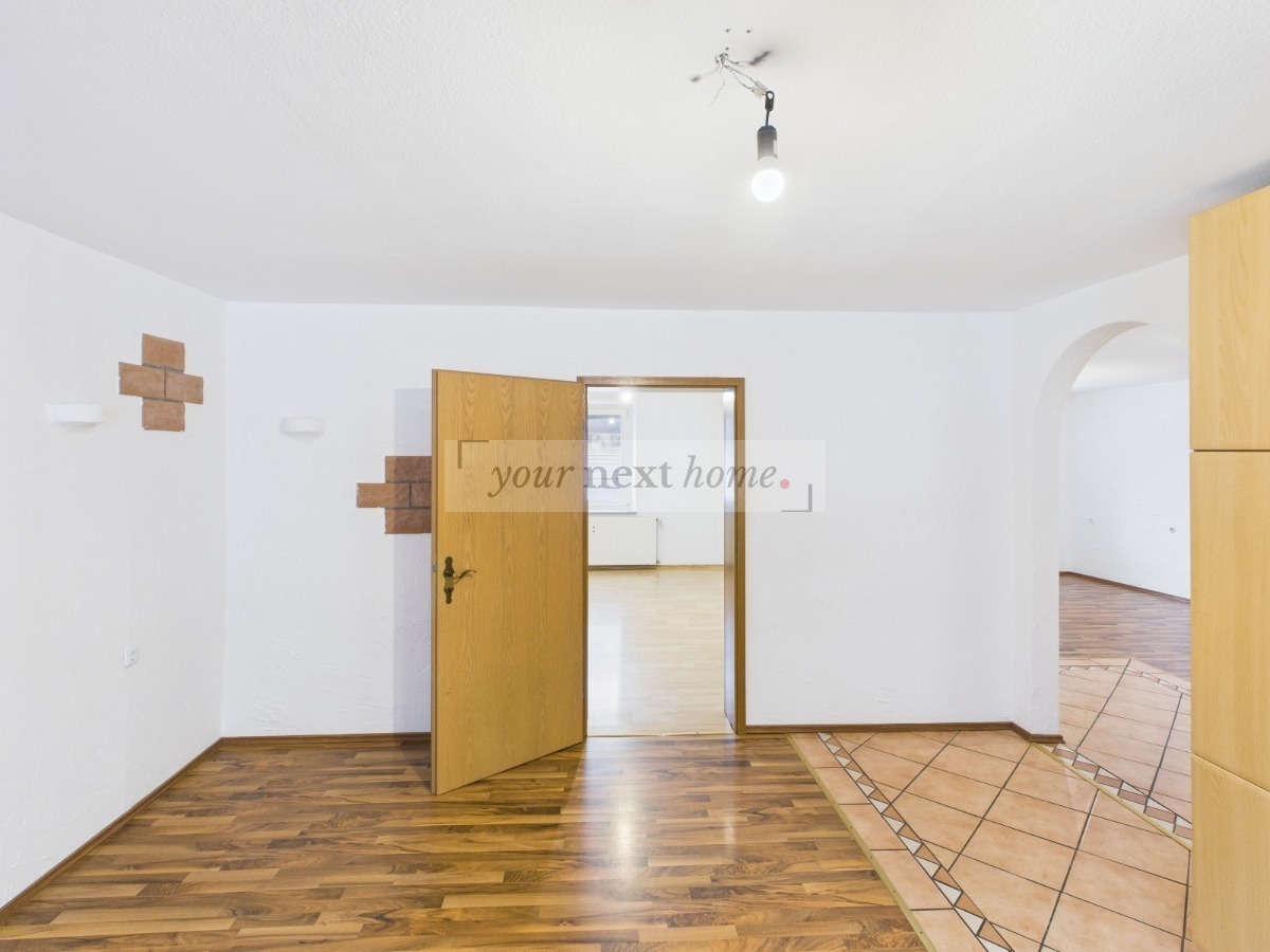 CAM04496G0-PR0082-STILL009