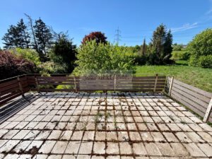 Sonnige Terrasse