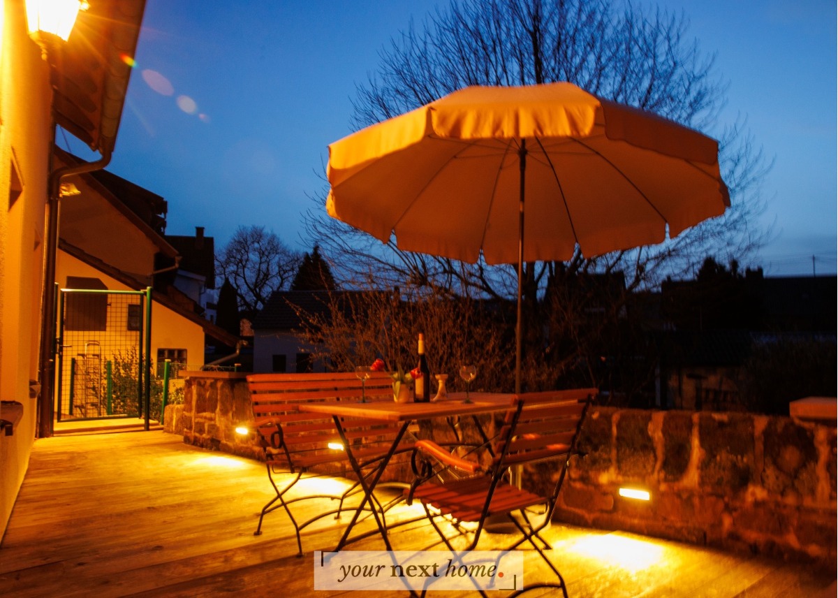 Terrasse beleuchtet