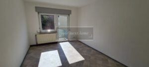 Zimmer mit Balkon